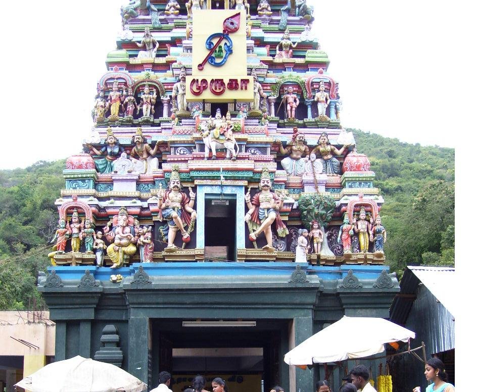 Pazhamudircholai Murugan Temple gopuram